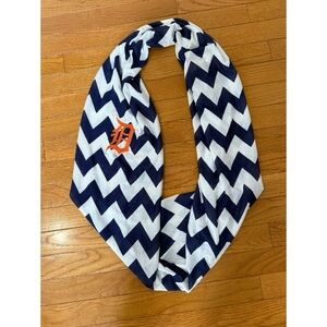 Detroit Tigers Blue & White Chevron Embroidered Infinity Scarf